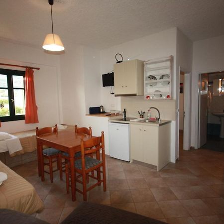Cyclades Beach Apartments Chrisopigi  Ngoại thất bức ảnh