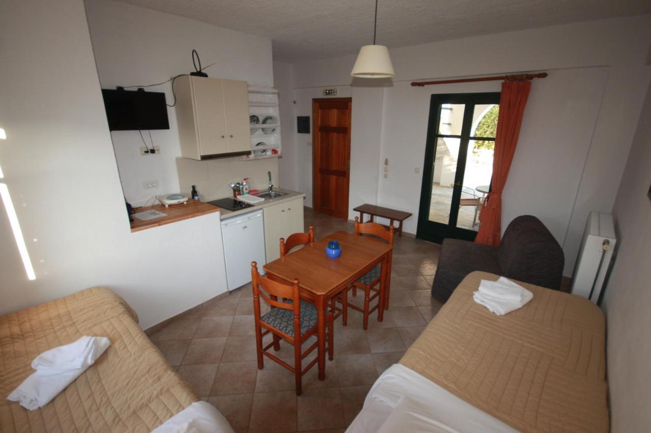 Cyclades Beach Apartments Chrisopigi  Ngoại thất bức ảnh
