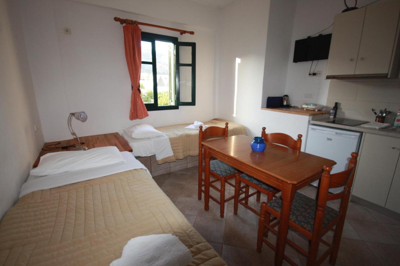 Cyclades Beach Apartments Chrisopigi  Ngoại thất bức ảnh
